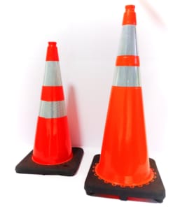 قمع قاعدة ربل  PVC عاكس 3M